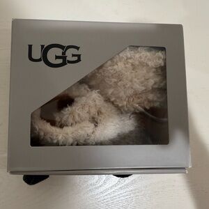 UGG Cream Fuzzy Slippers